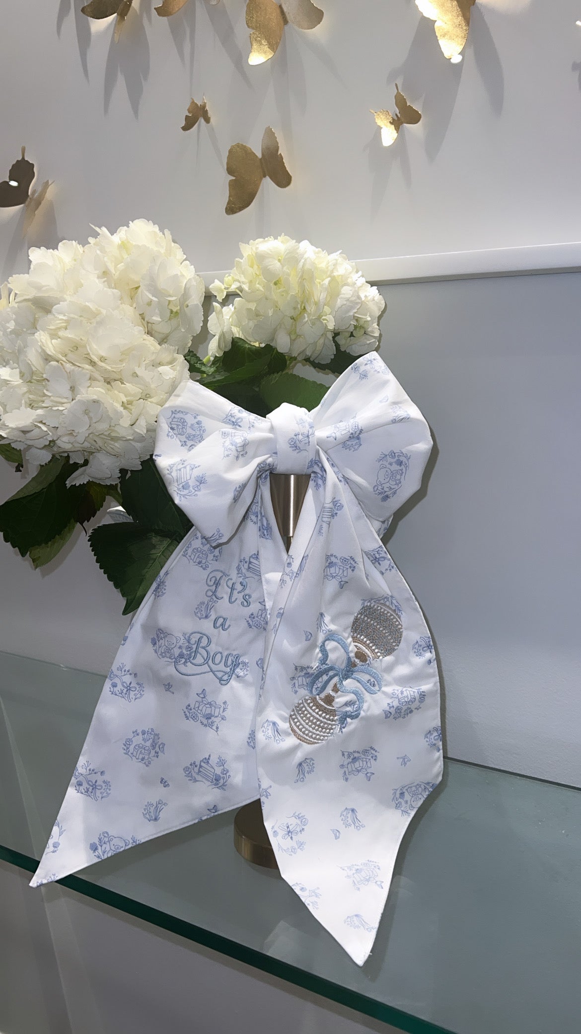 Toile Design Celebration Sash – Elegant Accessory for Special Moments